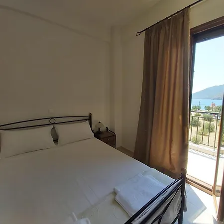 Apartment Domaine Papakonstantis To Let