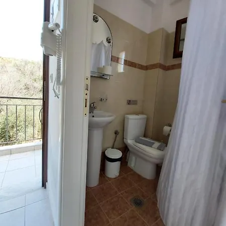 Domaine Papakonstantis To Let Apartment *