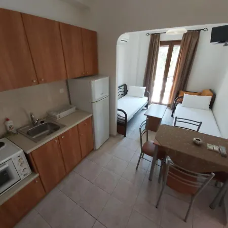 Daire Domaine Papakonstantis To Let *