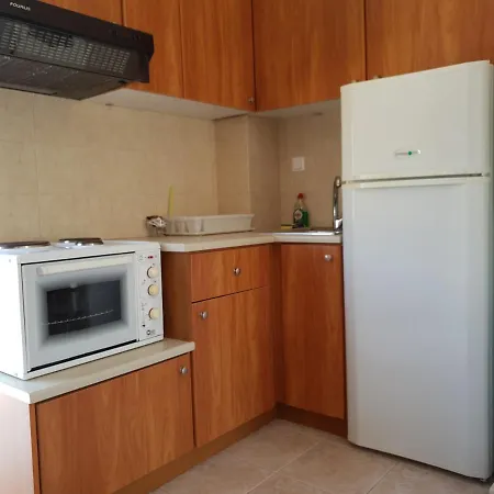 Domaine Papakonstantis To Let *