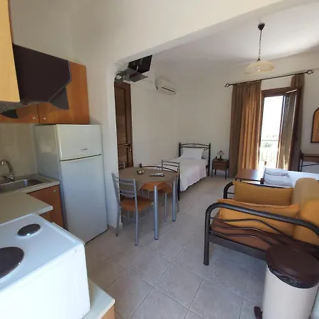 Domaine Papakonstantis To Let Apartment *