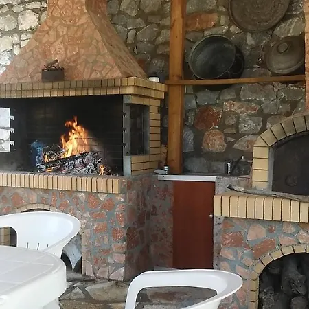 Domaine Papakonstantis To Let Apartment