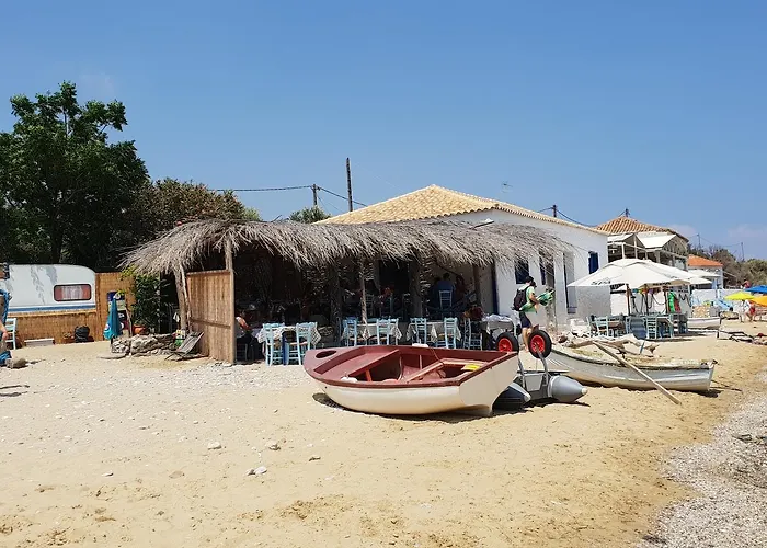 Domaine Papakonstantis To Let Διαμέρισμα *