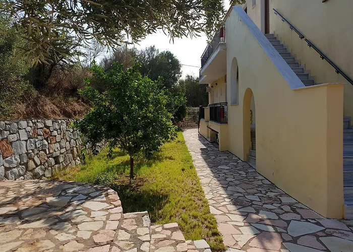 Διαμέρισμα Domaine Papakonstantis To Let Σκουτάρι